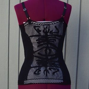 Express Nylon Tank with Back detail